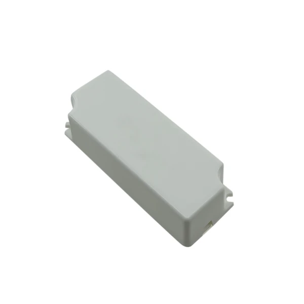 جعبه درایور پلاستیکی 2*3*8 سانتی متر سفید